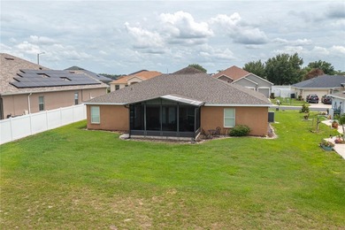 Welcome to this beautifully maintained 3-bedroom, 2-bath home - photo 34