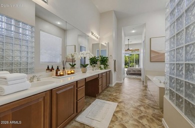 This beautifully refreshed Sonoma model offers the perfect blend - photo 37