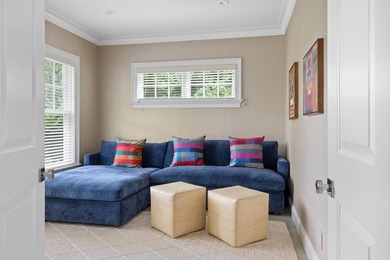 A rare offering in the heart of East Hampton Village, this - photo 6