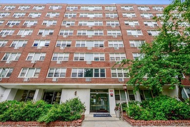 Welcome to Unit 9-L at 172-70 Highland Avenue, a well-maintained - photo 1