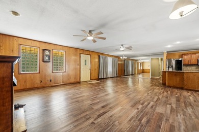 Charming 3 bedroom, 2 bath home on a spacious .66-acre lot! This - photo 6