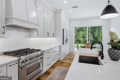 Luxury living meets thoughtful design in this exceptional home - photo 18