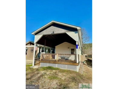 Lake Home For Sale in Hiawassee, Georgia