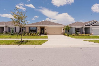 Lake Home For Sale in Lake Alfred, Florida