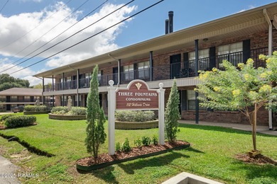 Vermilion River - Lafayette Parrish Condo For Sale in Lafayette Louisiana