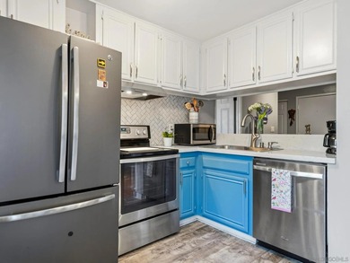 FHA & VA Approved. Welcome to Hyde Park Villas in San Carlos! - photo 14
