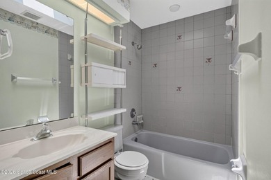Dont miss this charming 3-bed, 2.5-bath 2 car garage home - photo 25