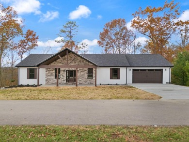 Lake Home For Sale in East Bernstadt, Kentucky