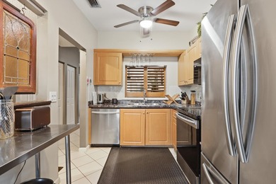 Welcome to the desirable 55+ community of Park Pointe in - photo 17