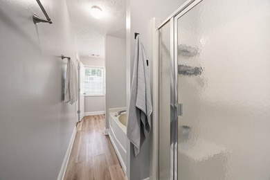 Welcome to 595 Honeysuckle Circle in beautiful Oak Mountain - photo 18