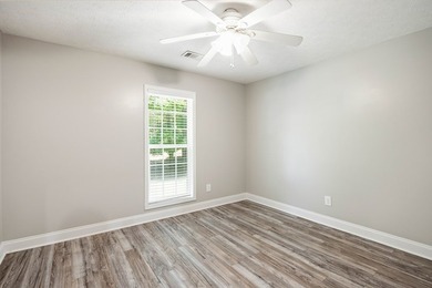 Welcome to 595 Honeysuckle Circle in beautiful Oak Mountain - photo 20