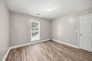 Welcome to 595 Honeysuckle Circle in beautiful Oak Mountain - photo 21