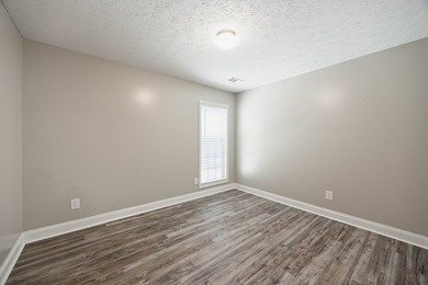 Welcome to 595 Honeysuckle Circle in beautiful Oak Mountain - photo 23