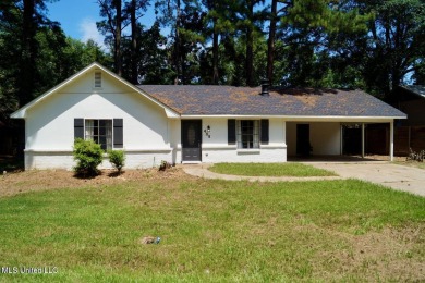Lake Home For Sale in Brandon, Mississippi