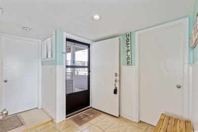 2BR/2BA Condo - One Block from the Ocean Fully furnished 2 - photo 3