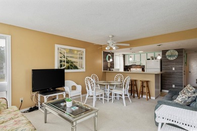 2BR/2BA Condo - One Block from the Ocean Fully furnished 2 - photo 4