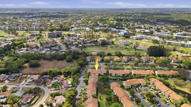 Welcome to the desirable 55+ community of Park Pointe in - photo 35
