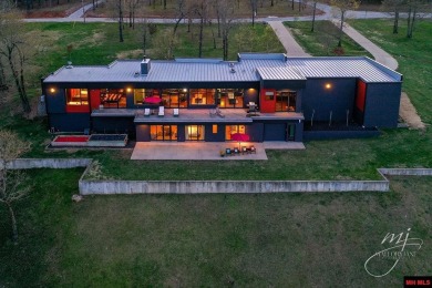 Bull Shoals Lake Home For Sale in Oakland Arkansas