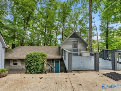 Nestled along the Elk River, 2-bed, 2-bath waterfront retreat - photo 2
