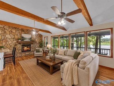 Nestled along the Elk River, 2-bed, 2-bath waterfront retreat - photo 4