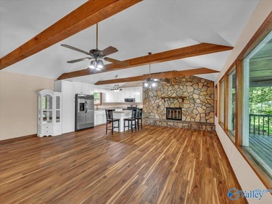 Nestled along the Elk River, 2-bed, 2-bath waterfront retreat - photo 7