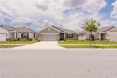 Lake Home For Sale in Lake Alfred, Florida