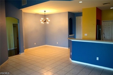 Welcome to this beautifully maintained second-floor 3-bedroom - photo 6