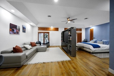 Only serious buyer may register to see the property. Perched - photo 12