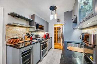 Welcome to 162-41 Powell's Cove Boulevard, Apt 2J. A beautifully - photo 13