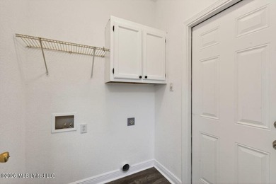 Move-in ready home in the heart of D'Iberville! This - photo 16