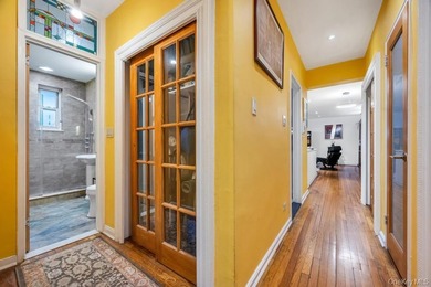 Welcome to 162-41 Powell's Cove Boulevard, Apt 2J. A beautifully - photo 16