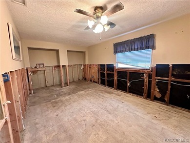Rare opportunity to secure a prime waterfront property in Old - photo 16