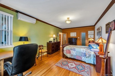 Welcome to 162-41 Powell's Cove Boulevard, Apt 2J. A beautifully - photo 18