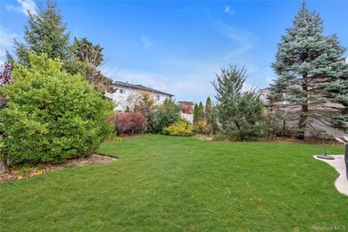 Welcome to this beautifully maintained split-level home located - photo 20