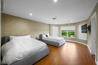 Only serious buyer may register to see the property. Perched - photo 22