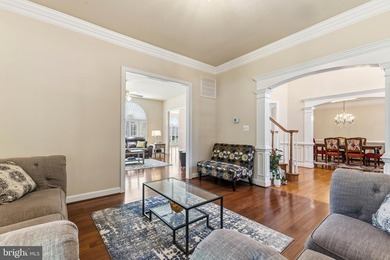 Welcome to this WONDERFUL Home in the PRESTIGIOUS Gated Golf - photo 22