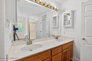 Move-in ready home in the heart of D'Iberville! This - photo 25