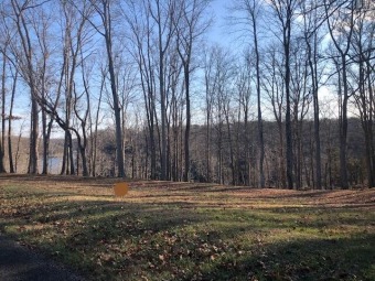 Lake Cumberland Lot For Sale in Jamestown Kentucky
