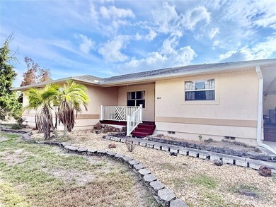 Northport Waterway Lakes and Canals Home For Sale in North Port Florida
