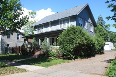 Charming Colonial-style home full of old-world character - photo 2
