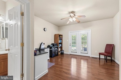 Welcome to this WONDERFUL Home in the PRESTIGIOUS Gated Golf - photo 38