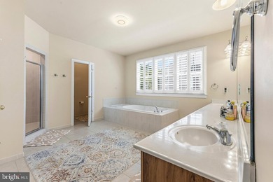 Welcome to this WONDERFUL Home in the PRESTIGIOUS Gated Golf - photo 47