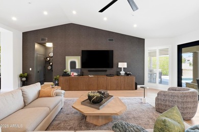 Experience waterfront luxury living in the heart of Scottsdale - photo 13