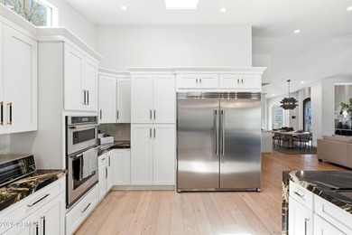 Experience waterfront luxury living in the heart of Scottsdale - photo 19