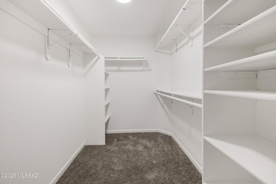 This better-than-new beauty nestled in the desired Country Club