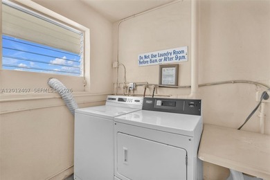 Beautiful and spacious 2-bedroom, 2-bath corner unit now - photo 21