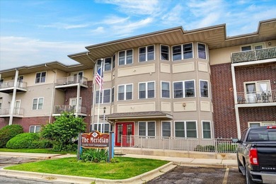 Welcome to easy living at a quiet condo community in the heart - photo 1