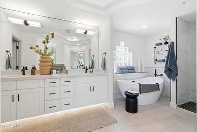 Experience waterfront luxury living in the heart of Scottsdale - photo 22