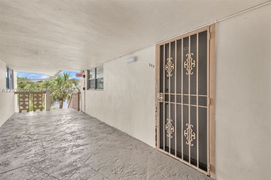 Beautiful and spacious 2-bedroom, 2-bath corner unit now - photo 22