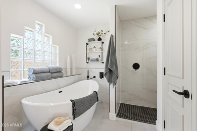 Experience waterfront luxury living in the heart of Scottsdale - photo 23